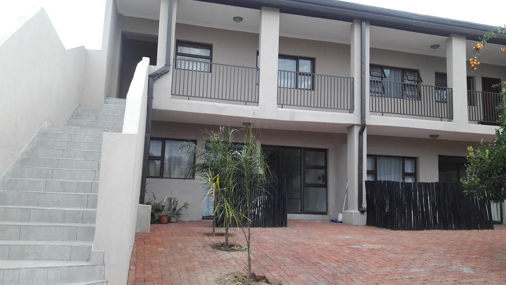 Self-Catering Studio, Unit 6 On Krupp 温特和克 外观 照片